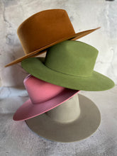 Afbeelding in Gallery-weergave laden, CUSTOM HAT