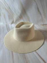 Afbeelding in Gallery-weergave laden, CUSTOM HAT