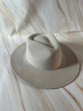 Afbeelding in Gallery-weergave laden, CUSTOM HAT