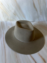 Afbeelding in Gallery-weergave laden, CUSTOM HAT